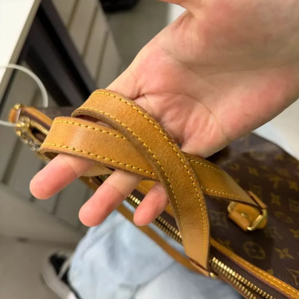 Louis Vuitton Women Pre-Loved Bag Very Good Condition